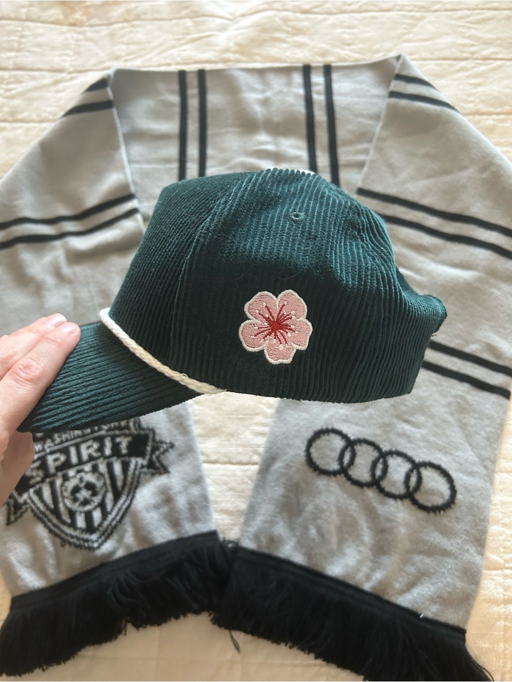 Washington Spirit Scarf + Cap - Picture 2 of 3